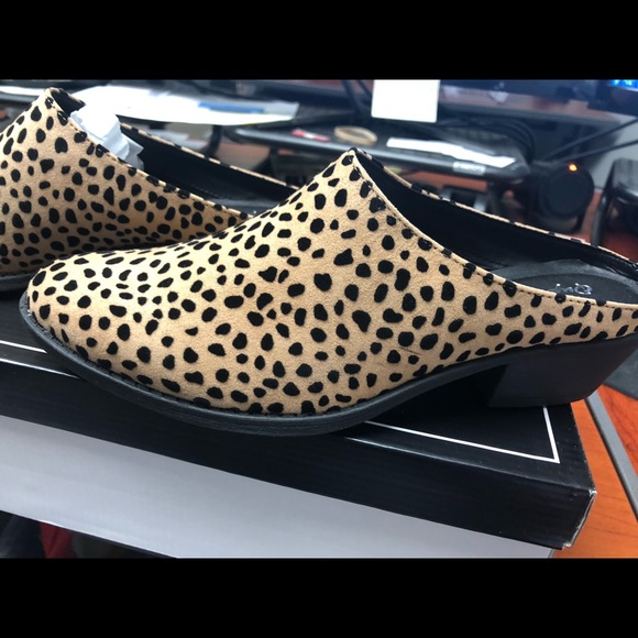 qupid leopard mules